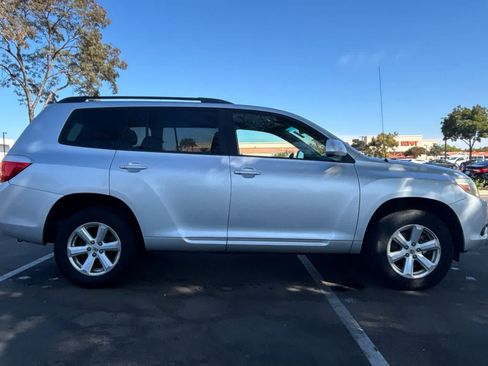 Used 2009 Toyota Highlander 2WD w/ Extra Value Pkg 2 image 9