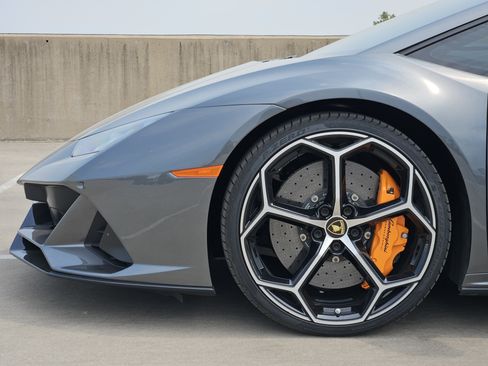 Used 2020 Lamborghini Huracan EVO AWD/4WD image 13