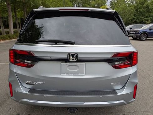 New 2026 Honda Odyssey Elite image 8