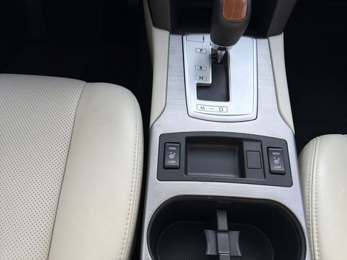 Used 2014 Subaru Outback 2.5i Limited image 27