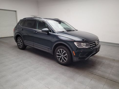 Used 2019 Volkswagen Tiguan SE AWD/4WD image 11