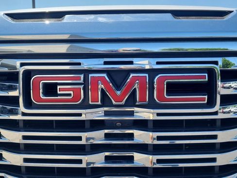 Certified 2023 GMC Sierra 1500 Denali w/ Technology Package AWD/4WD image 31