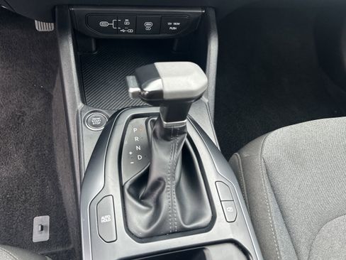 Used 2025 Kia K4 FWD image 29
