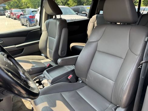 Used 2015 Honda Odyssey EX-L image 18