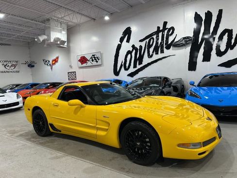 Used 2002 Chevrolet Corvette Z06 w/ Memory Pkg image 25