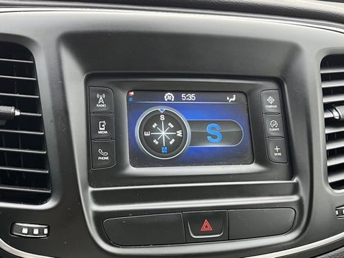 Used 2015 Chrysler 200 Limited image 45