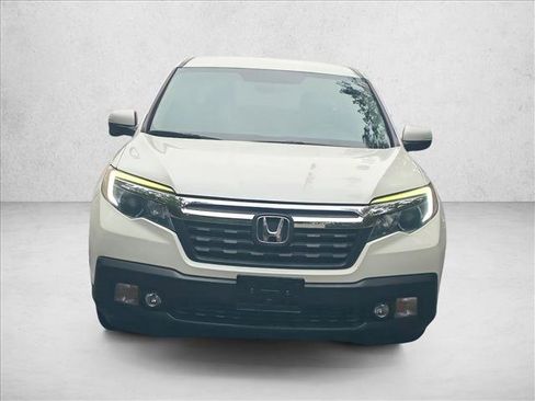 Used 2017 Honda Ridgeline RTL-T image 2