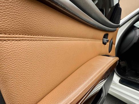 Used 2011 BMW 328i xDrive Coupe image 27