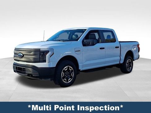 Used 2022 Ford F150 Lightning Pro image 4