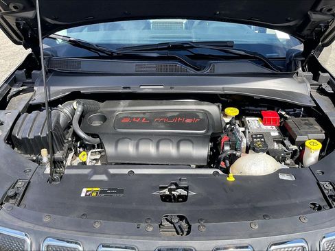 Used 2022 Jeep Compass Latitude AWD/4WD image 16