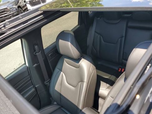 New 2025 Jeep Compass Limited w/ Sun & Sound Group image 38