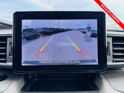 Used 2023 Ford Explorer XLT w/ Equipment Group 202A image 11