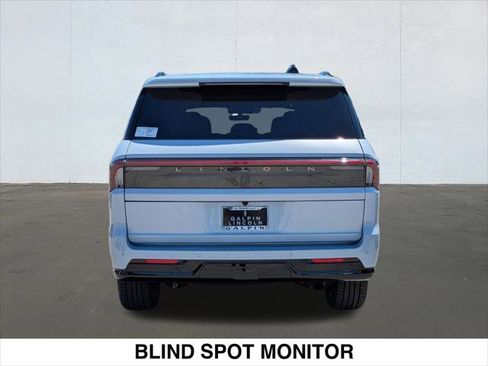 New 2026 Lincoln Navigator L Reserve w/ Jet Appearance Package AWD/4WD image 5