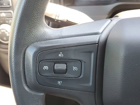 Certified 2020 Chevrolet Silverado 1500 Custom w/ Custom Value Package AWD/4WD image 21