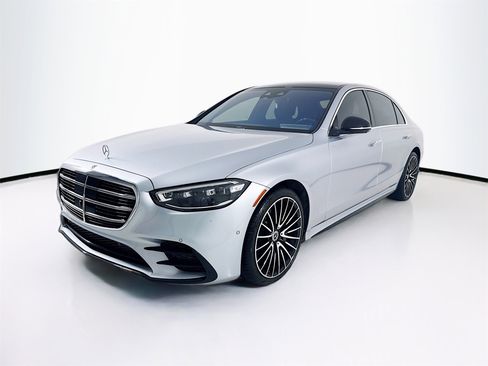Certified 2022 Mercedes-Benz S 500 S 500 image 3