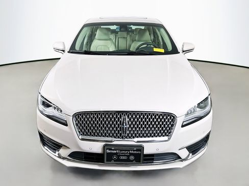 Used 2019 Lincoln MKZ Reserve FWD image 2