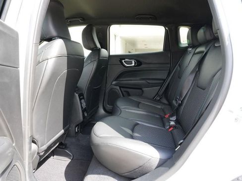 New 2026 Jeep Compass Latitude image 16