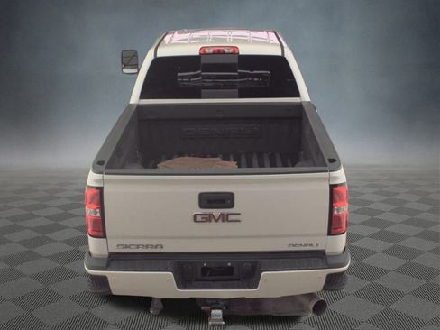 Used 2019 GMC Sierra 3500 Denali w/ Duramax Plus Package image 3
