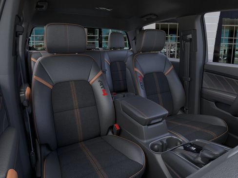 New 2026 GMC Canyon AT4 AWD/4WD image 9