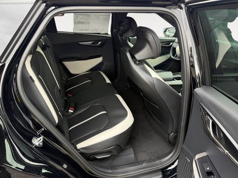 New 2025 Kia EV6 GT-Line image 18