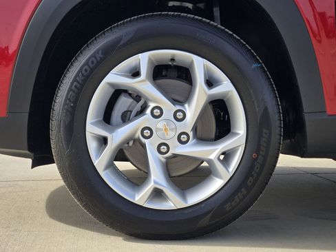 New 2026 Chevrolet Trax LS w/ LS Convenience Package image 13