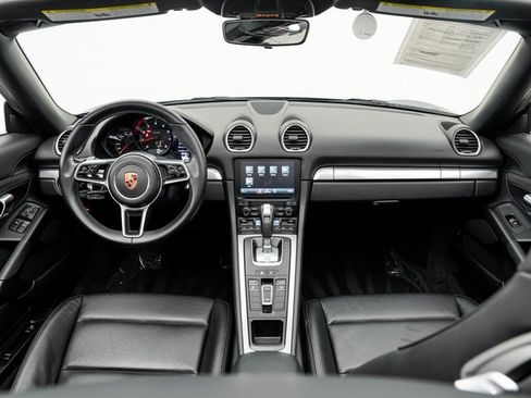 Used 2017 Porsche 718 Boxster image 20
