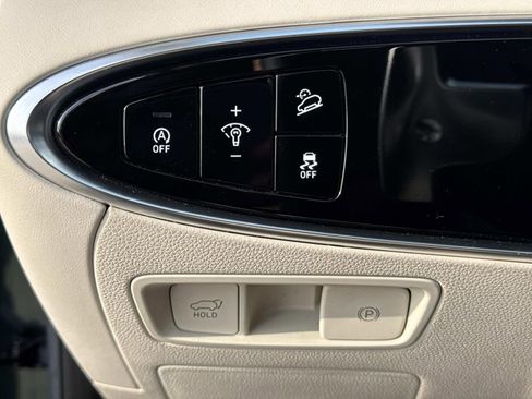 Used 2022 Genesis GV70 3.5T Sport w/ Sport Prestige Package image 21