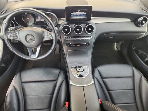 Used 2019 Mercedes-Benz GLC 300 image 19
