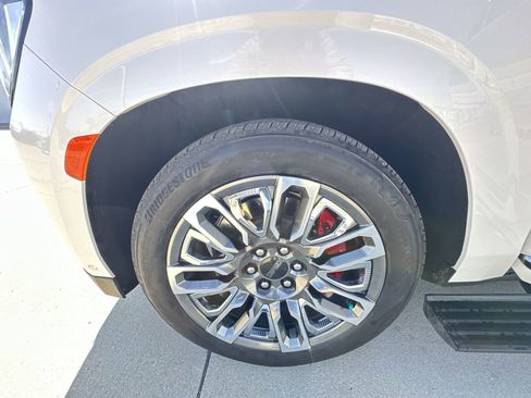 Used 2024 GMC Yukon Denali Ultimate image 34