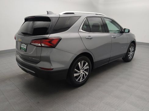 Used 2024 Chevrolet Equinox Premier AWD/4WD image 10