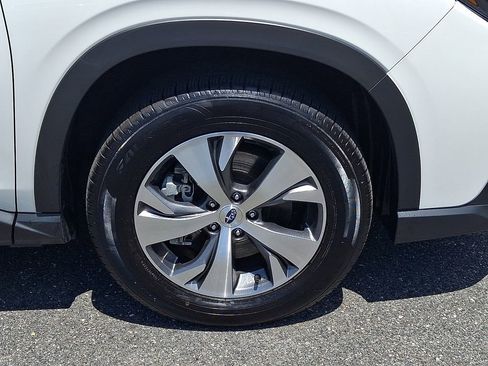 Used 2025 Subaru Ascent Premium AWD/4WD image 11