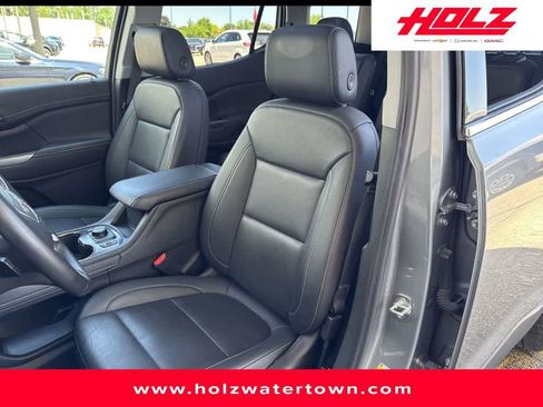 Certified 2023 GMC Acadia SLT w/ Preferred Package AWD/4WD image 8