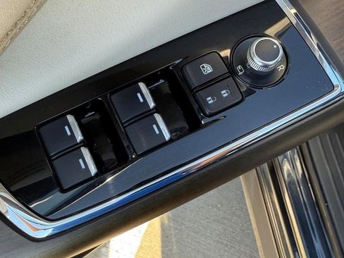 Used 2021 MAZDA CX-9 Signature image 15