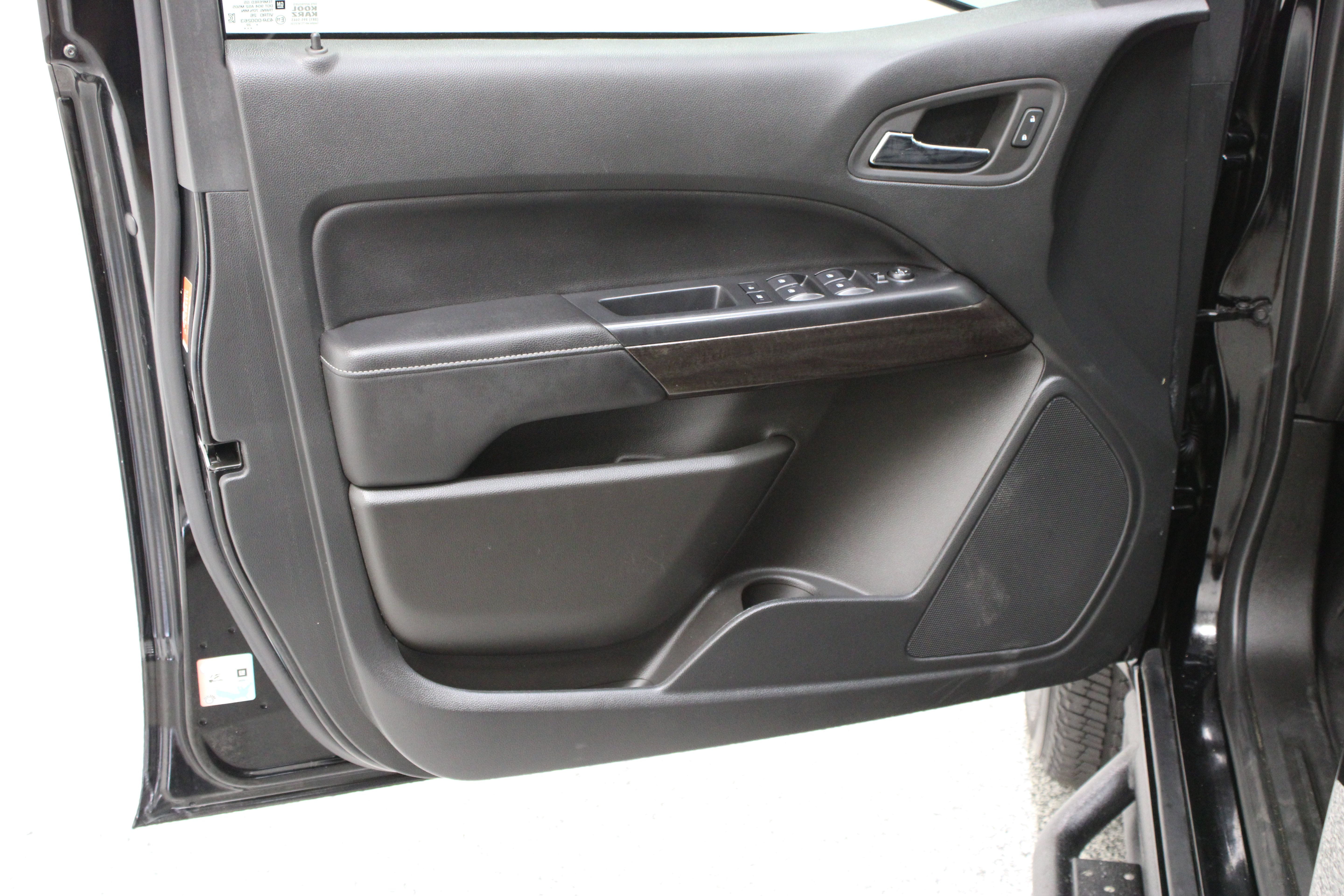 Used 2022 GMC Canyon Elevation w/ Elevation Premium Package RWD image 12