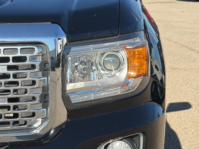 Used 2017 GMC Canyon Denali AWD/4WD image 9