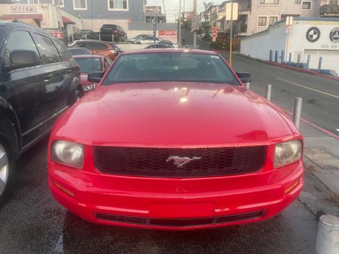 Used 2007 Ford Mustang Coupe image 1
