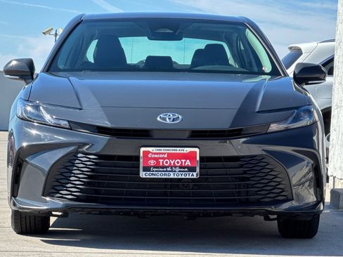 Used 2025 Toyota Camry LE w/ Convenience Package AWD/4WD image 6