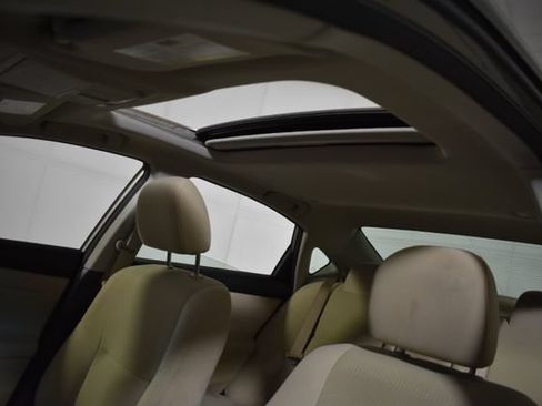 Used 2015 Nissan Altima 2.5 SV w/ Convenience Package FWD image 37