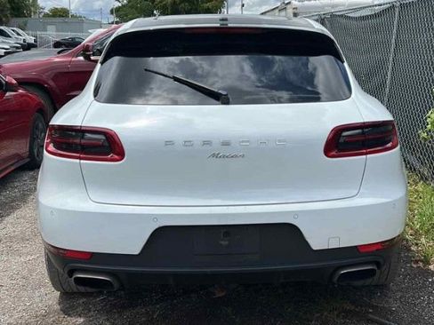 Used 2018 Porsche Macan image 2