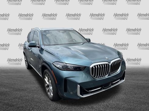 Used 2024 BMW X5 sDrive40i w/ Parking Assistance Package RWD image 2