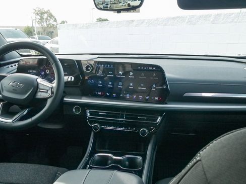 New 2026 Chevrolet Traverse LT w/ Midnight/Sport Edition image 10