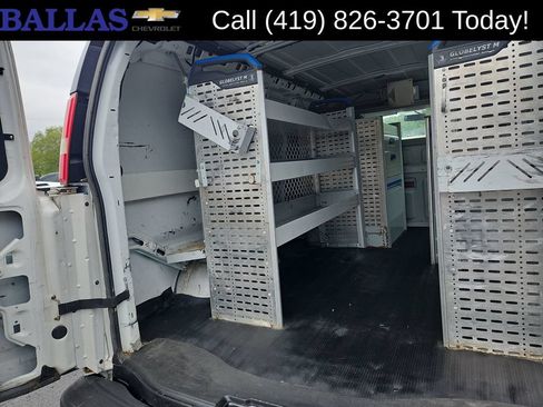 Used 2014 Chevrolet Express 2500 RWD image 25