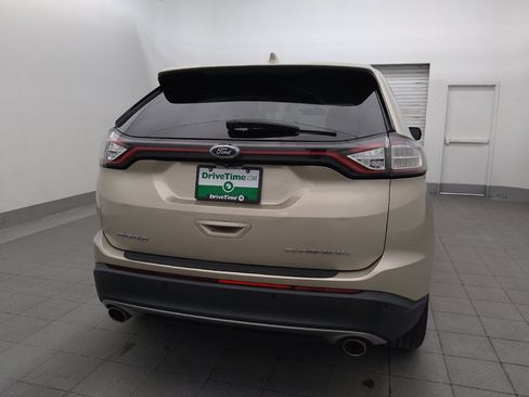 Used 2017 Ford Edge Titanium w/ Equipment Group 301A FWD image 7
