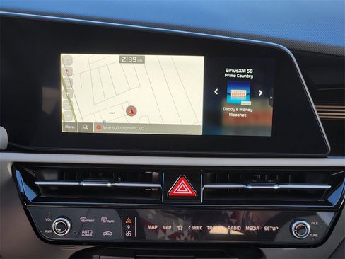 New 2025 Kia Niro Wave w/ Wave Preserve Package image 12