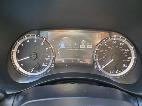 Used 2024 Toyota Highlander LE image 29