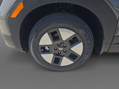 New 2026 Hyundai Santa Fe SE image 9