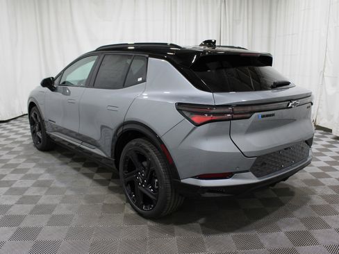 New 2026 Chevrolet Equinox EV RS image 36