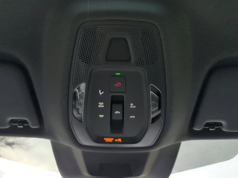 New 2025 Audi SQ5 Prestige image 7