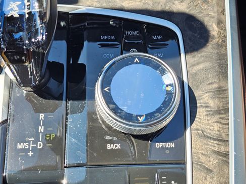 Used 2022 BMW X5 xDrive40i image 32