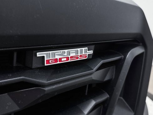 Used 2023 Chevrolet Colorado Trail Boss w/ Advanced Trailering Package image 3